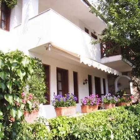 Daphne Holiday home